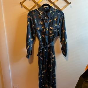 Button down Zara dress with insect print and tie waist
